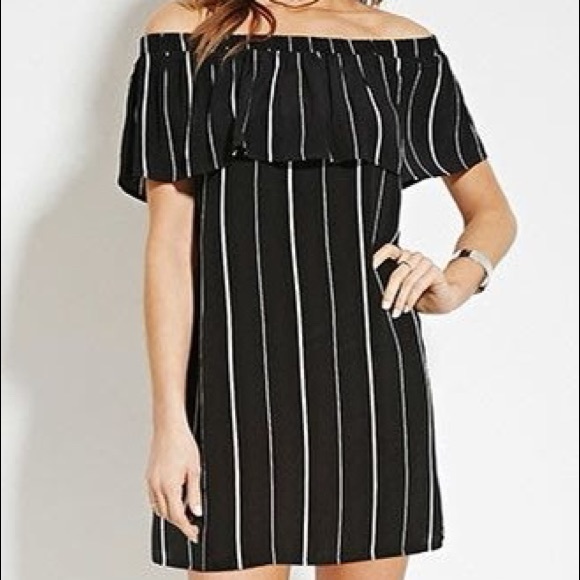 Forever 21 Dresses & Skirts - NWOT Off shoulder stripe dress Size XS